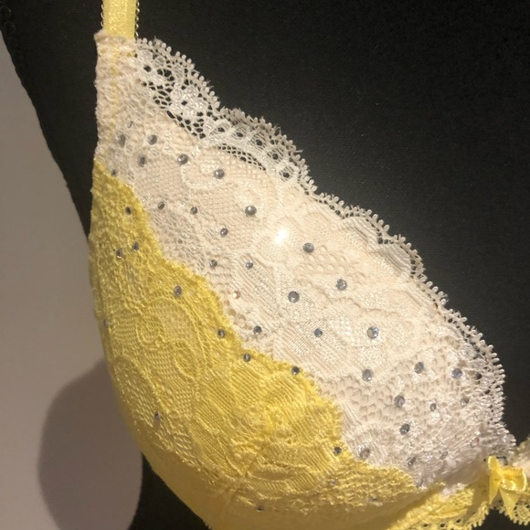 Beautiful set Victoria’s Secret Angle collection - Picture 2 of 14